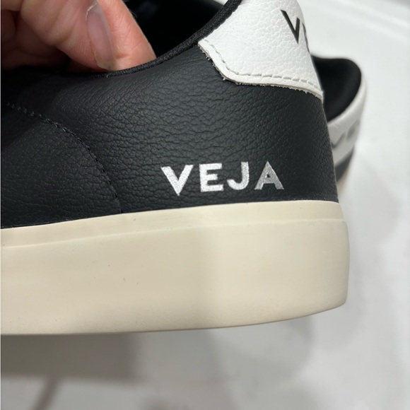 VEJA
Campo Leather Sneakers Unisex 8 men 10 women - Picture 11 of 11